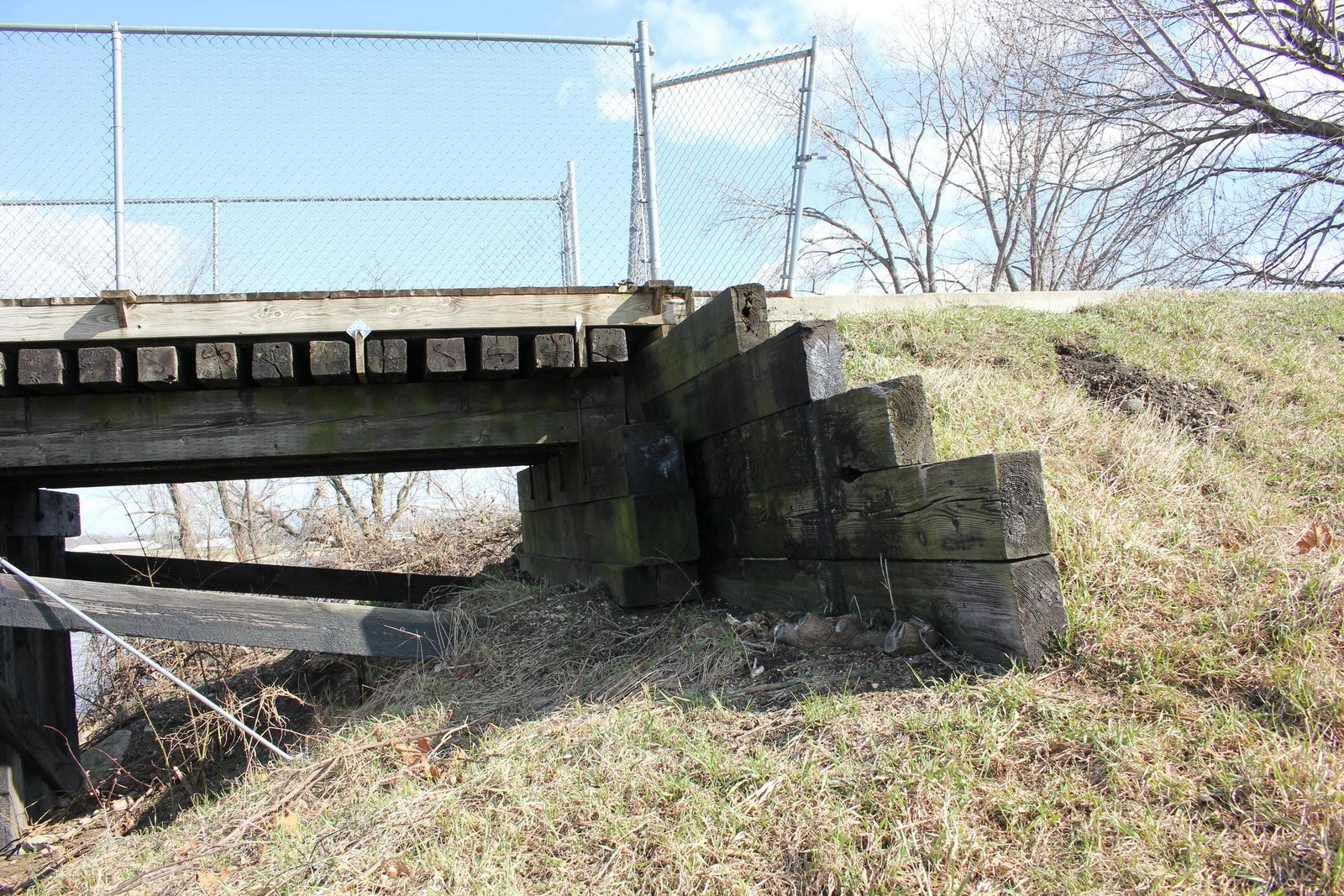 South abutment